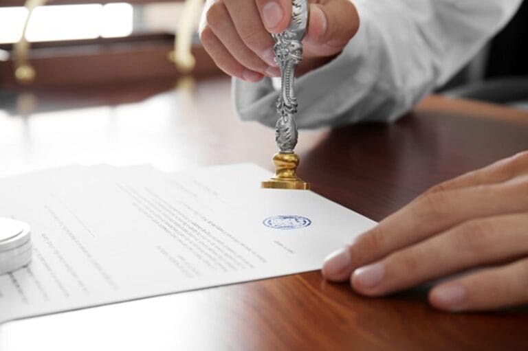 Коли одного нотаріального перекладу недостатньо